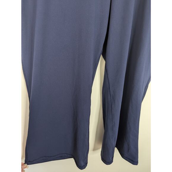 Livi Lane Bryant High Rise Wicking Capri Flare Legging in Pantone Maritime Blue - Picture 3 of 7